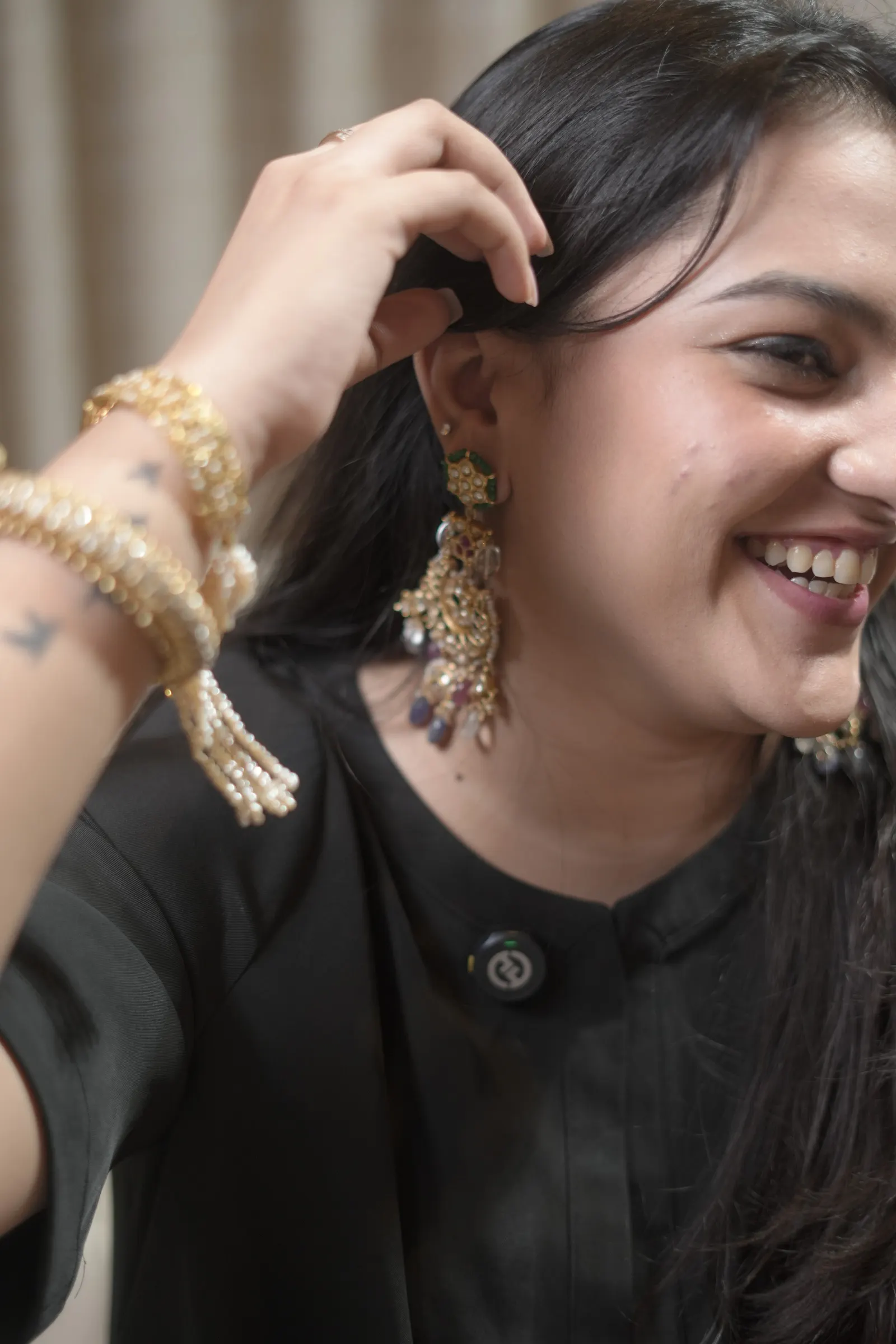 Gold chandbalis & kadas: Gold, pearls